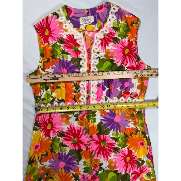 Evelyn Pearson Lounging Apparel Dress Floral Bright Lace Size S/M Vintage - Picture 13 of 13